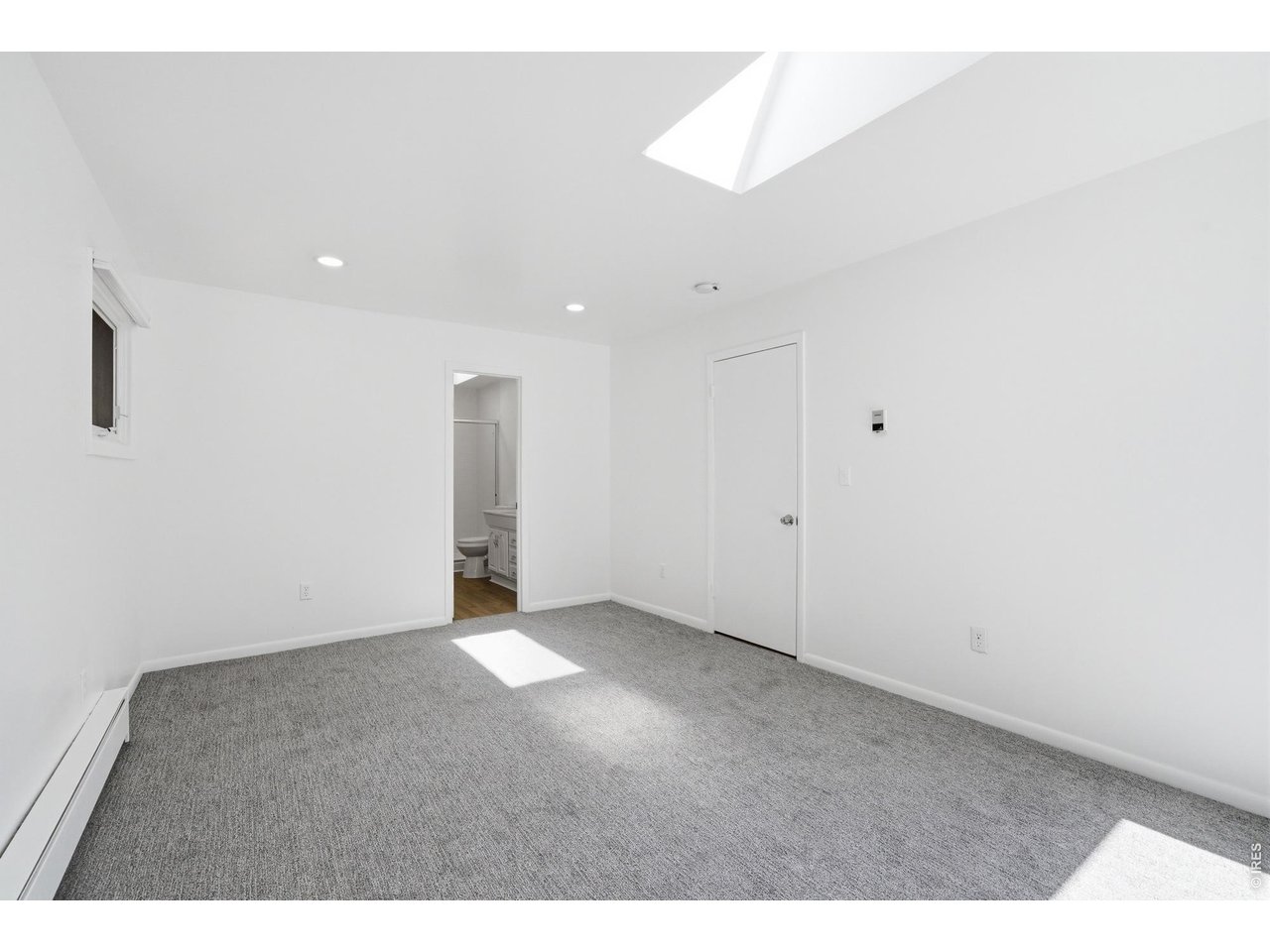 910 Chute Road Golden, CO 80403 - Photo 19 of 33 Primary Bedroom w/o Virtual Staging