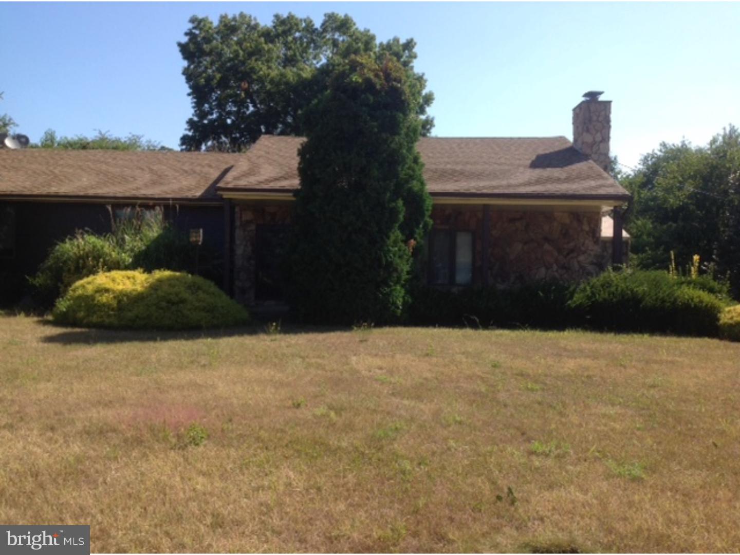 798 Cattell Road Deptford, NJ 08096 - Photo 2 of 3 Front Yard