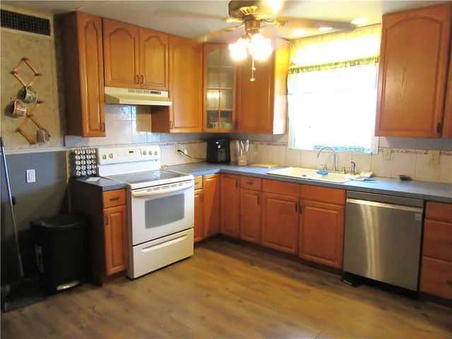 $1,300,000 | 501 Fm 935, Troy, TX 76579