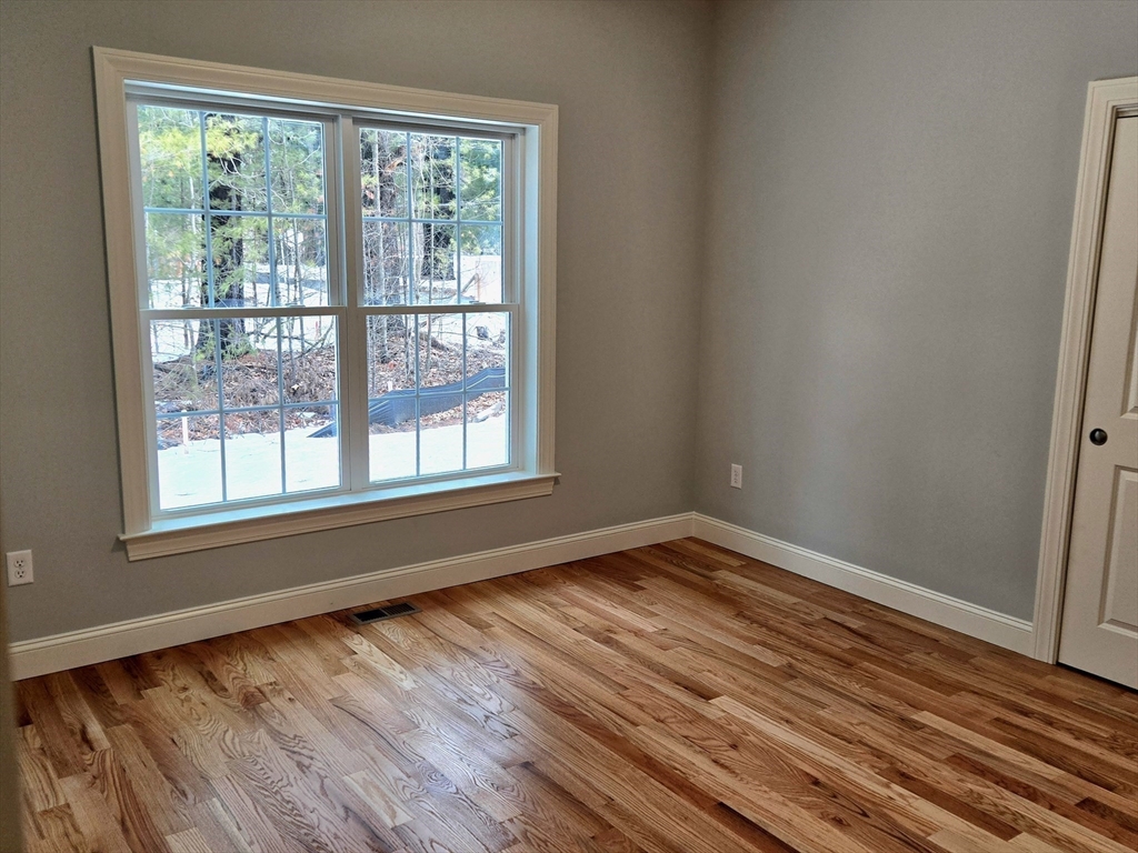 39 Liberty Lane Enfield, CT 06082 - Photo 21 of 26