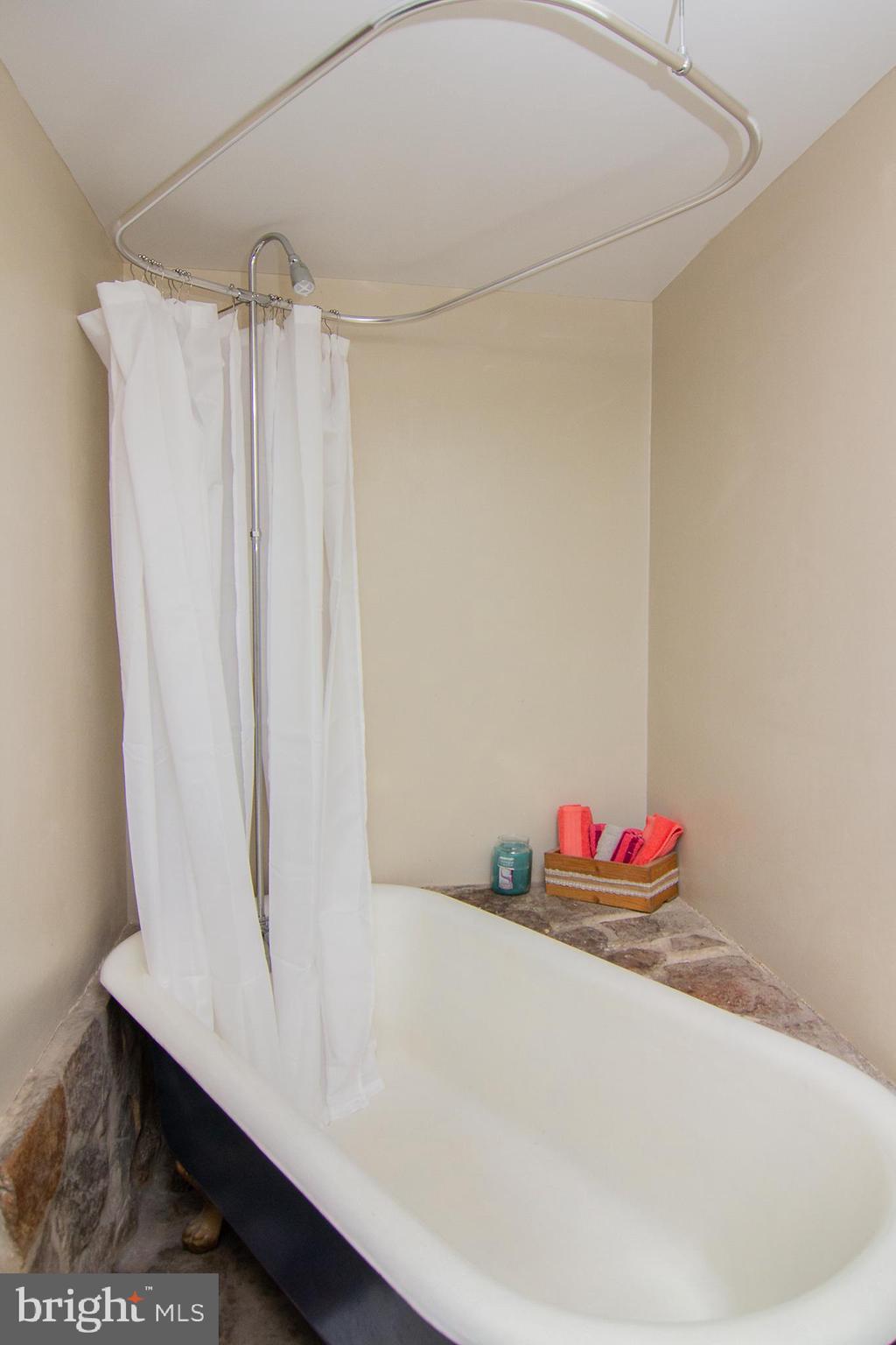 950 Green Springs Road Hanover, PA 17331 - Photo 22 of 42 MB clawfoot tub w/ stone wall surround