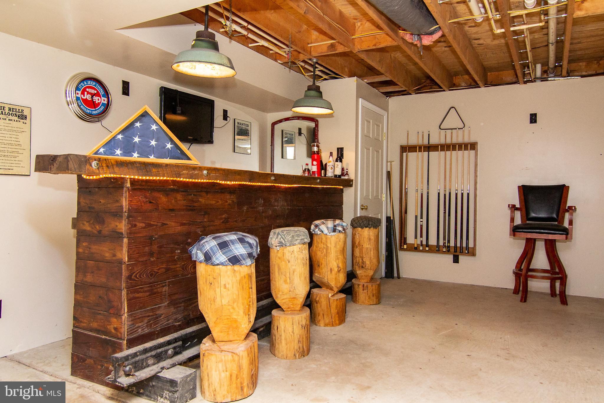 950 Green Springs Road Hanover, PA 17331 - Photo 29 of 42 LL FR bar made of reclaimed 18th century wood