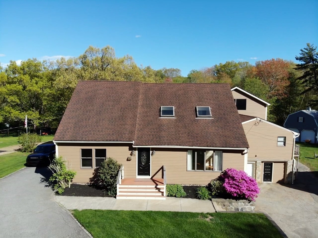 923 Main Street Northbridge, MA 01588 - Photo 1 of 32