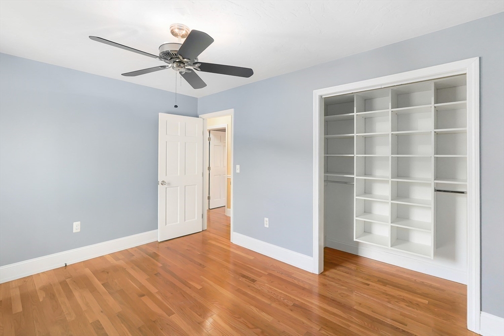 923 Main Street Northbridge, MA 01588 - Photo 11 of 32