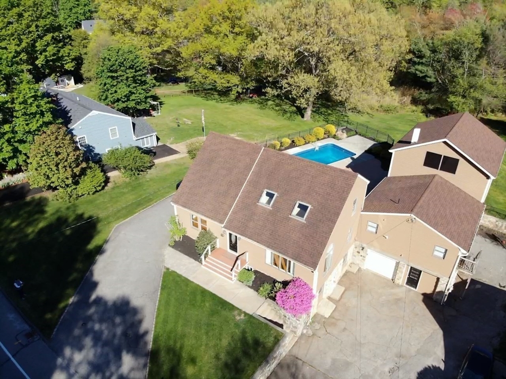 923 Main Street Northbridge, MA 01588 - Photo 2 of 32
