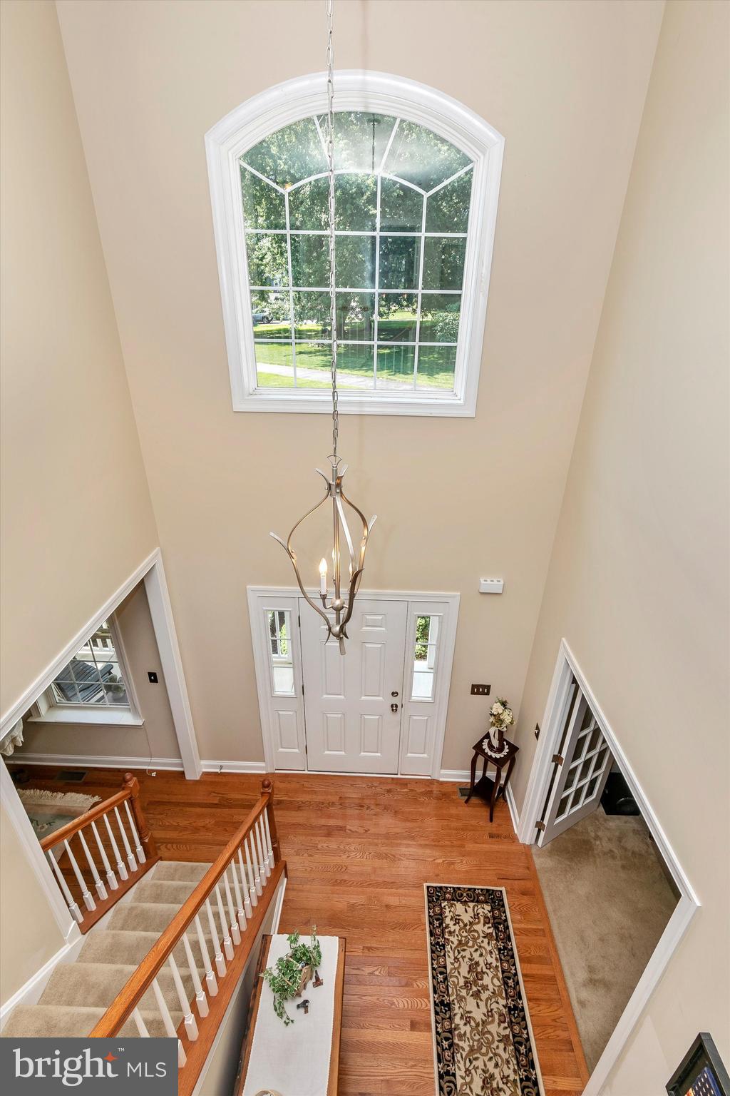 484 Hopewell Road Downingtown, PA 19335 - Photo 29 of 112 Palladian Window in foyer