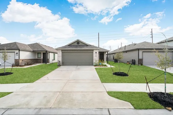 $2,000 | 10726 Lavender Cotton Lane, Houston, TX 77016