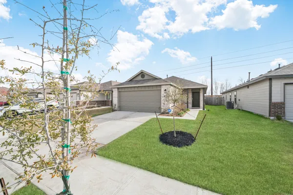 $2,000 | 10726 Lavender Cotton Lane, Houston, TX 77016