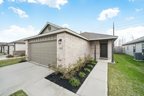 $2,000 | 10726 Lavender Cotton Lane, Houston, TX 77016
