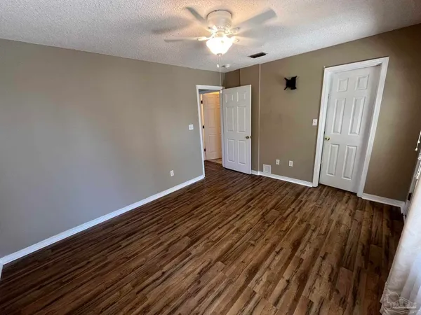 $1,750 | 1348 Redwood Lane, Gulf Breeze, FL 32563