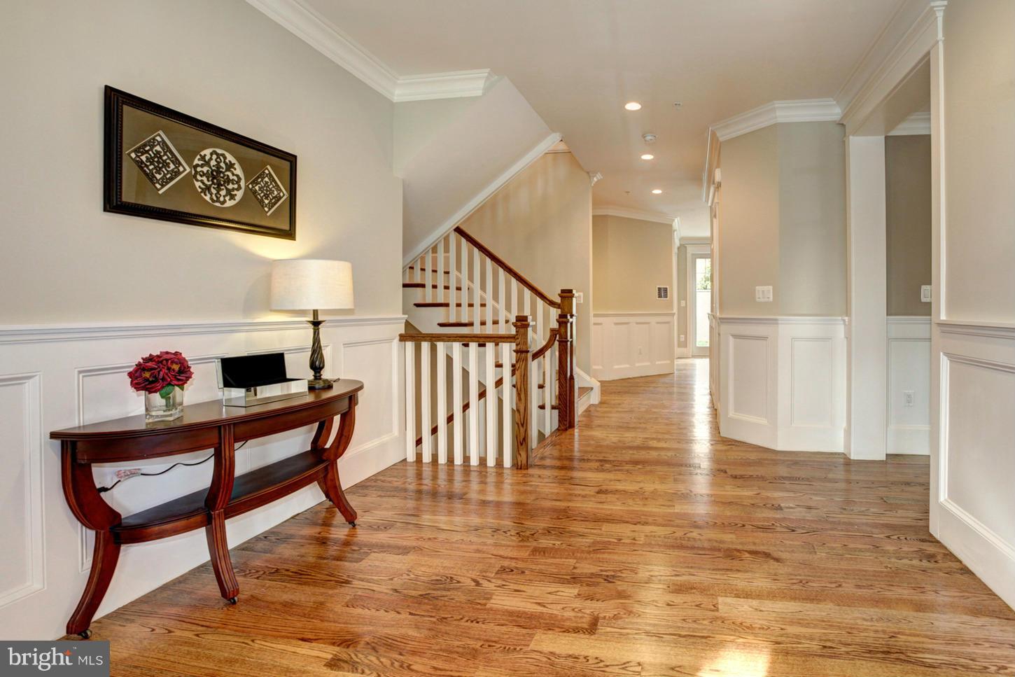 6017 Walhonding Road Bethesda, MD 20816 - Photo 3 of 30 Interior (General)