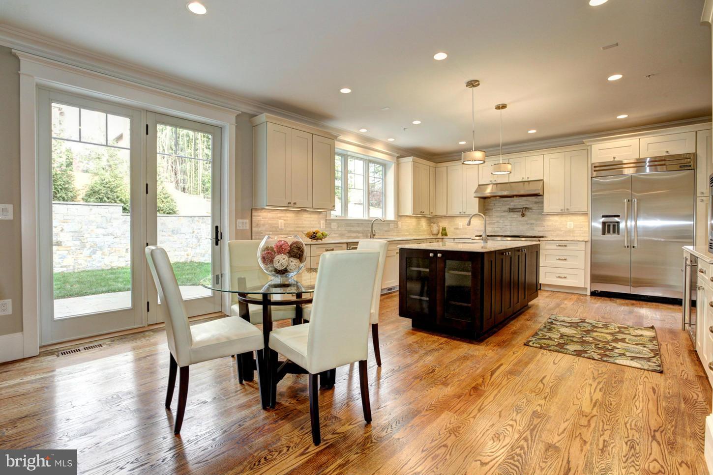 6017 Walhonding Road Bethesda, MD 20816 - Photo 9 of 30 Kitchen