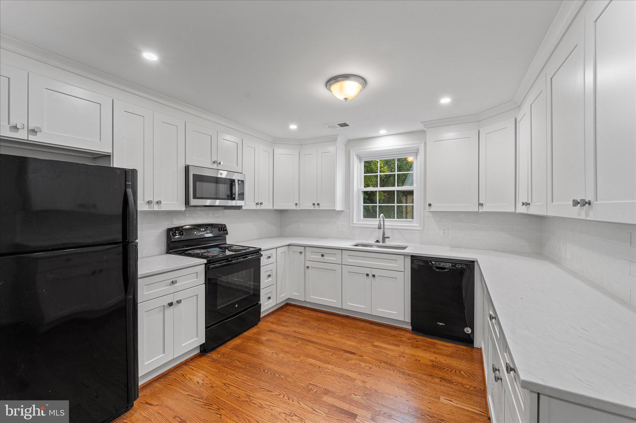3885 Chain Bridge Road Fairfax, VA 22030 - Photo 9 of 50