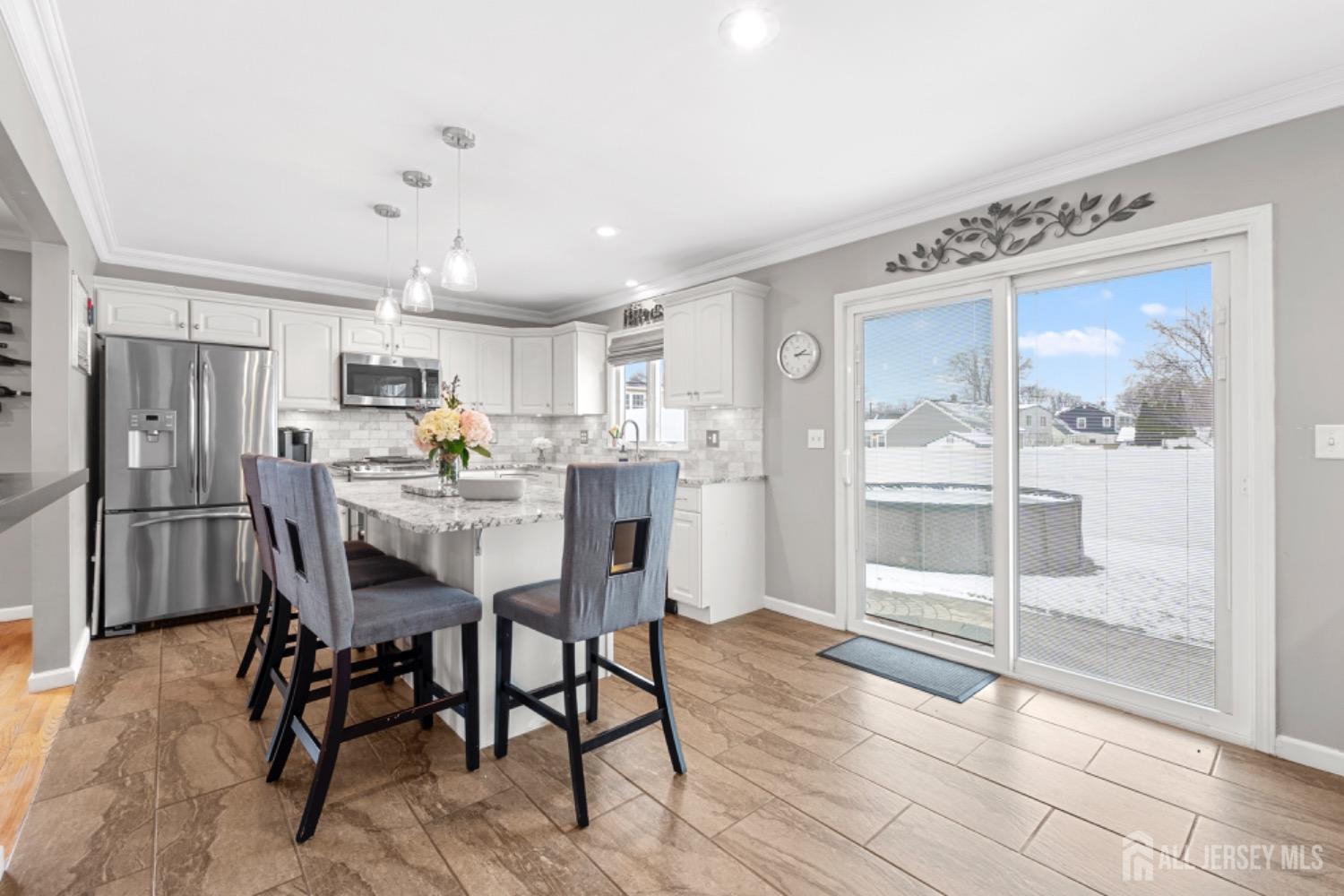 8 Harmony Way Sewaren, NJ 07077 - Photo 11 of 31