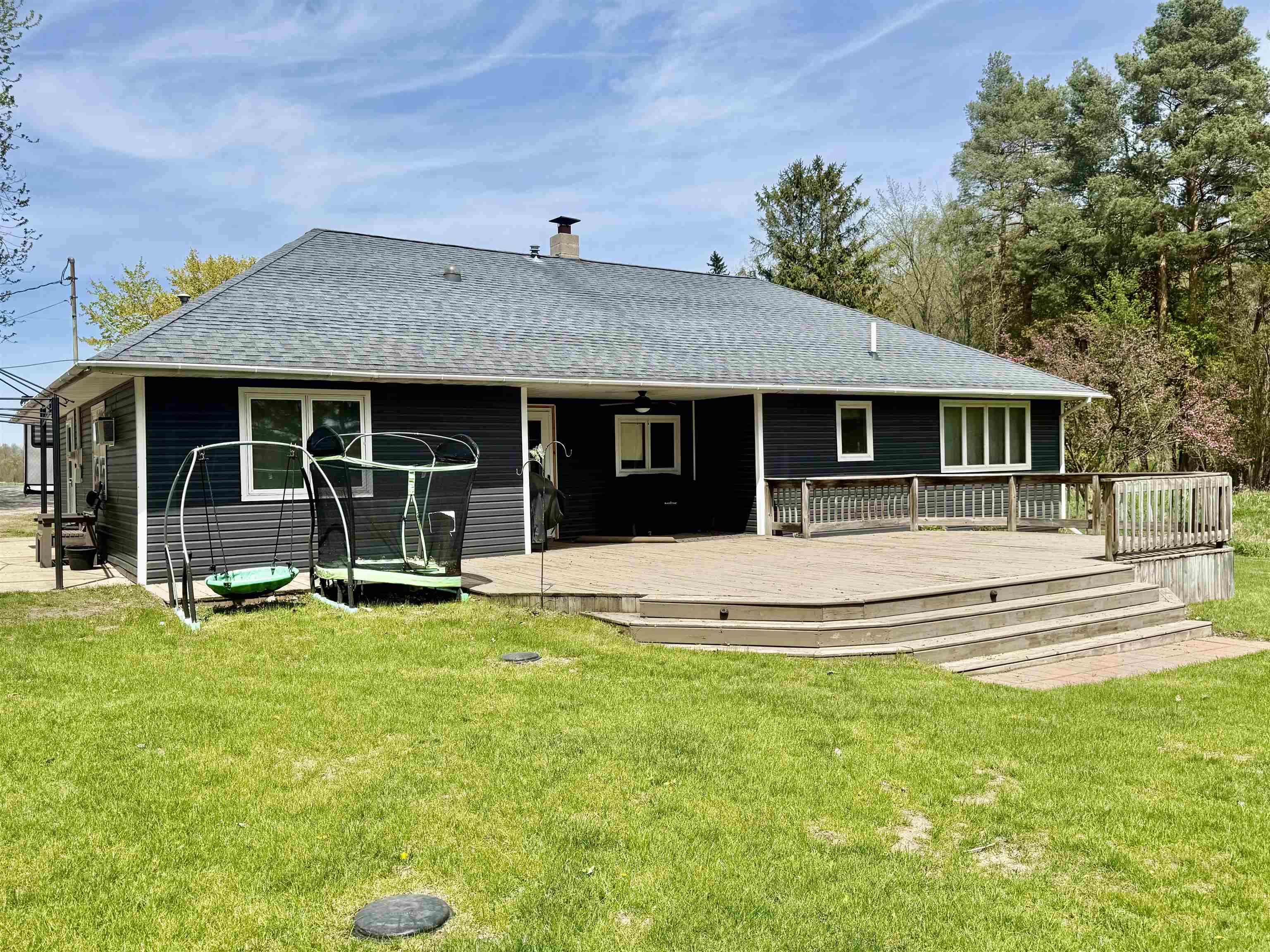 742 East Van Buren Road Alma, MI 48801 - Photo 5 of 38