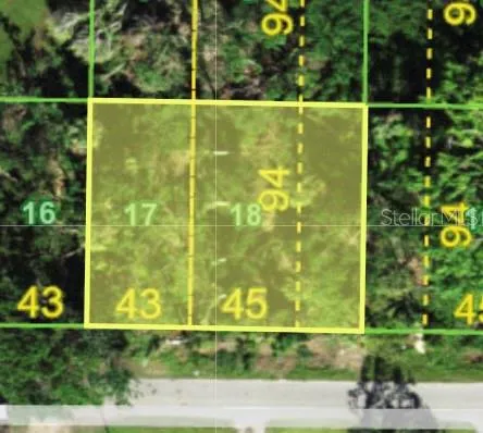 a view of a tennis court