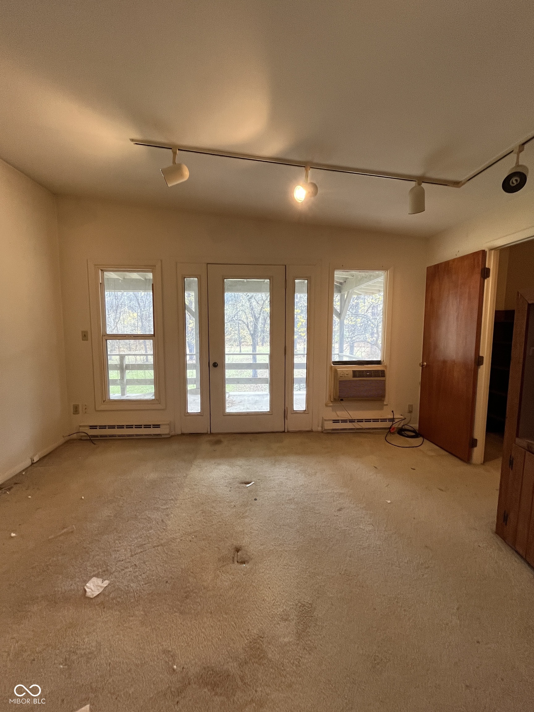 4007 Highway 46 Nashville, IN 47448 - Photo 23 of 121