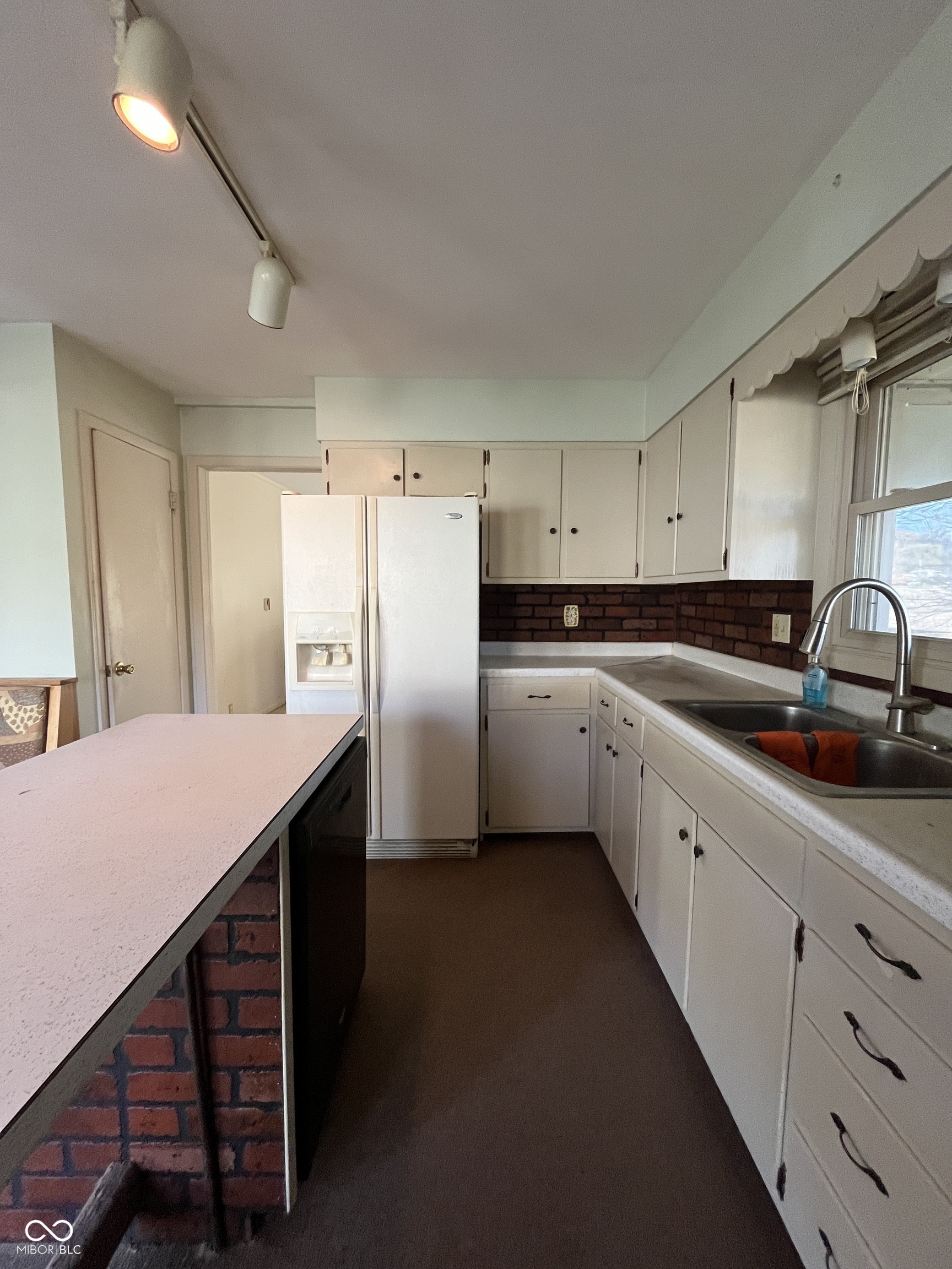 4007 Highway 46 Nashville, IN 47448 - Photo 45 of 121