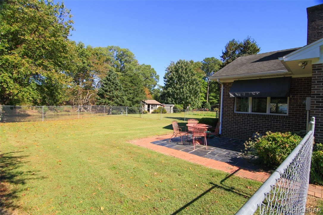 238 Navajo Road Kilmarnock, VA 22482 - Photo 6 of 24