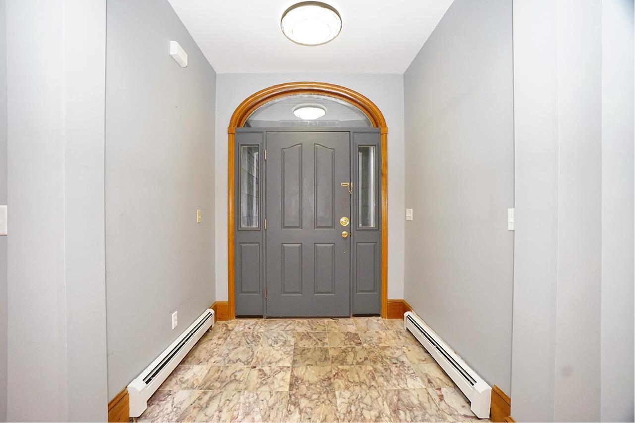53 Meadow Fox Lane Chester, NH 03036 - Photo 17 of 59