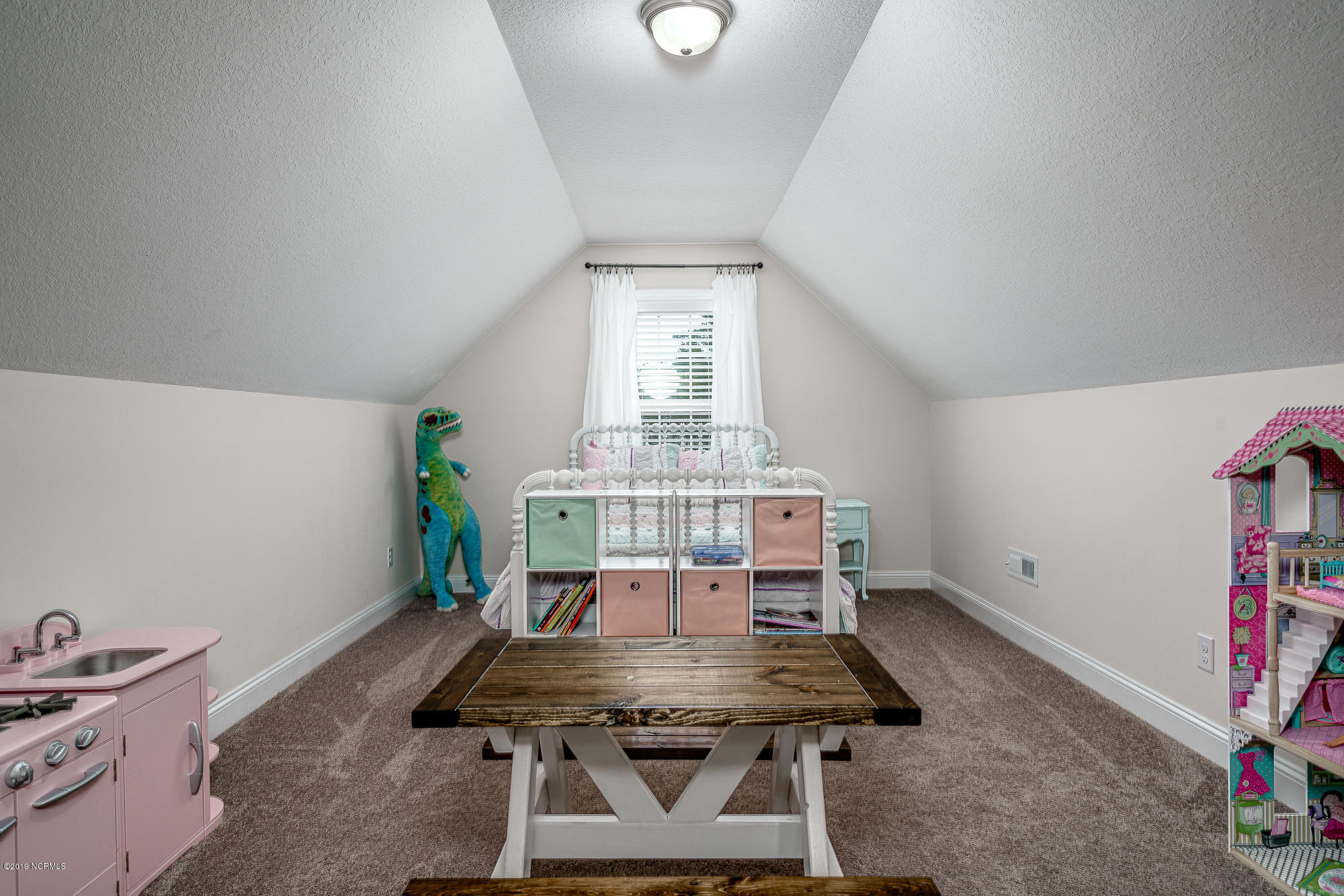 527 Stately Pines Road New Bern, NC 28560 - Photo 21 of 34 527 Stately Pines Road
