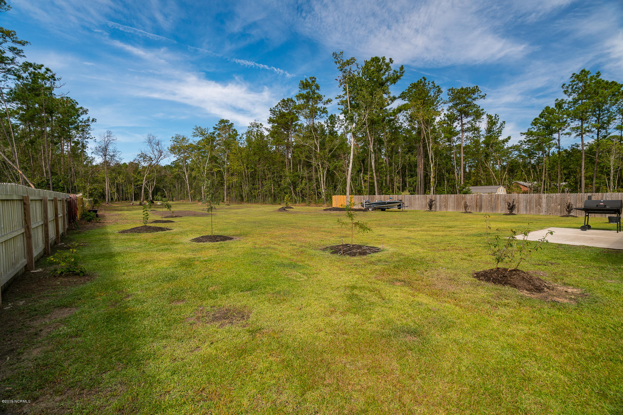 527 Stately Pines Road New Bern, NC 28560 - Photo 23 of 34 527 Stately Pines Road