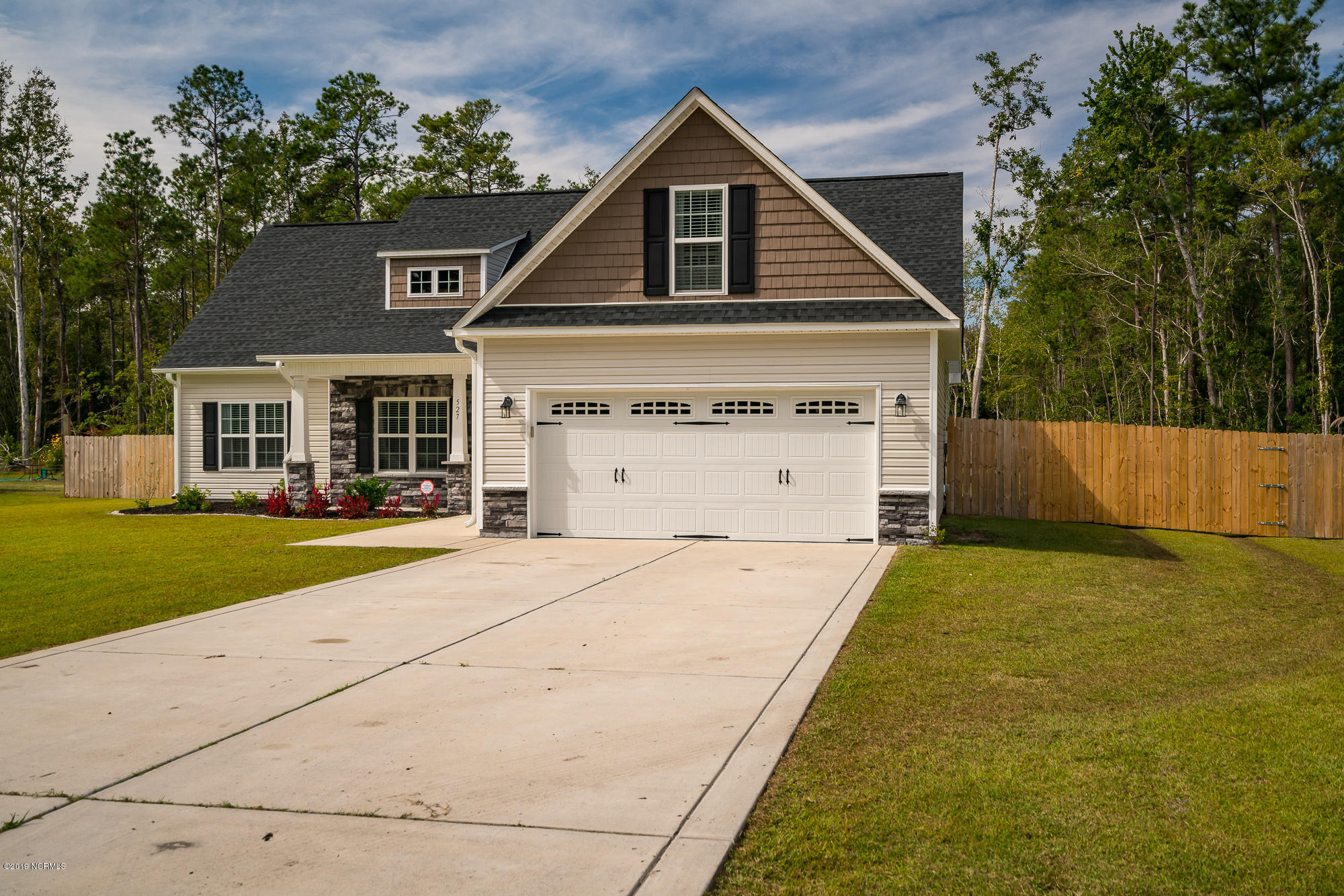 527 Stately Pines Road New Bern, NC 28560 - Photo 33 of 34 527 Stately Pines Road