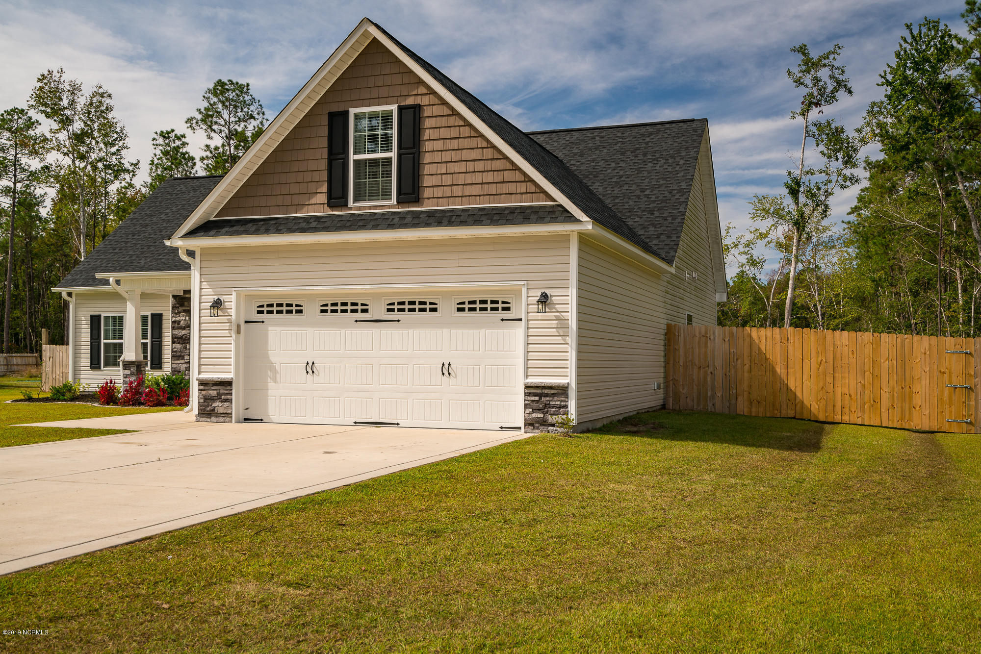 527 Stately Pines Road New Bern, NC 28560 - Photo 34 of 34 527 Stately Pines Road
