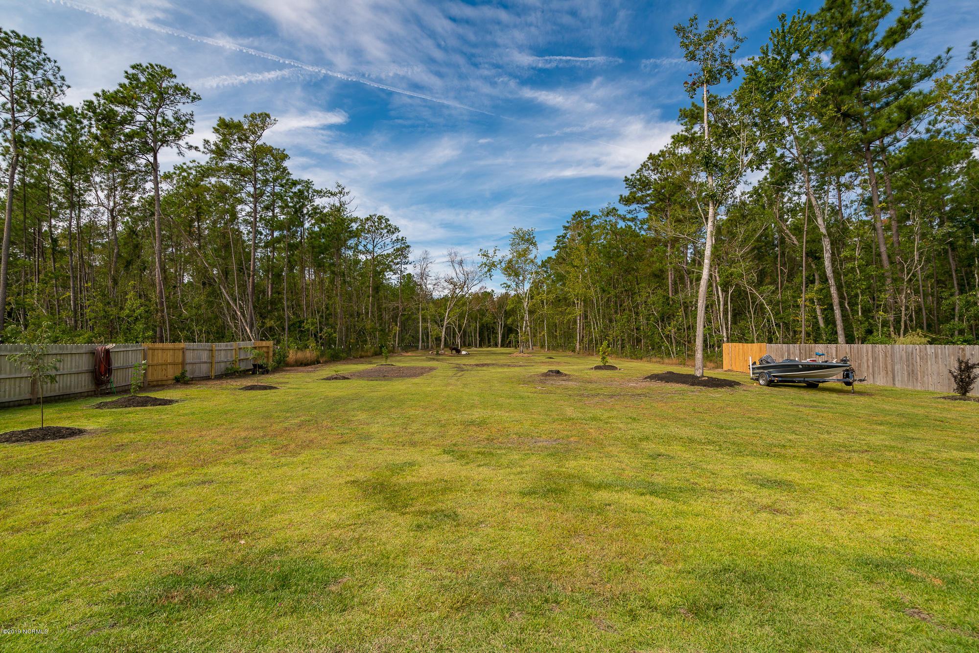 527 Stately Pines Road New Bern, NC 28560 - Photo 4 of 34 527 Stately Pines Road