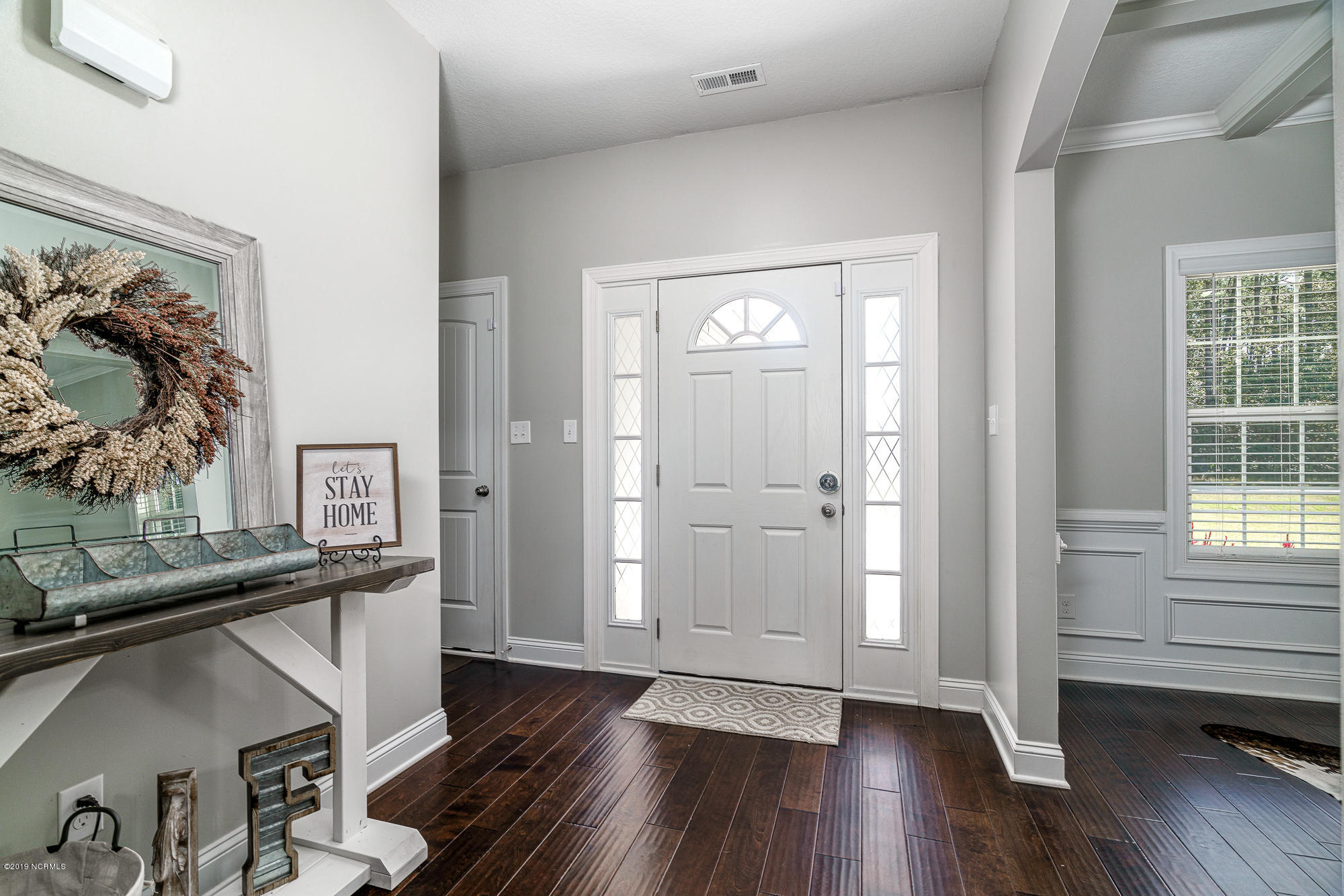 527 Stately Pines Road New Bern, NC 28560 - Photo 5 of 34 527 Stately Pines Road