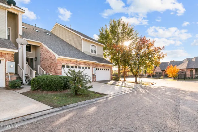 $269,900 | 17 Charleston Circle, Brandon, MS 39047