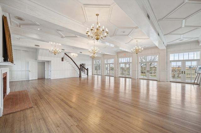 $4,100,000 | 3401 US Highway 290 East, Brenham, TX 77833