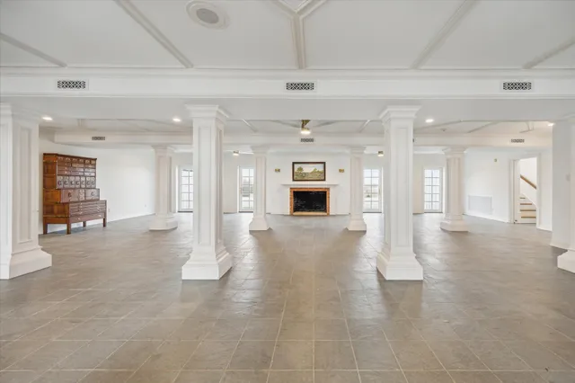 $4,100,000 | 3401 US Highway 290 East, Brenham, TX 77833