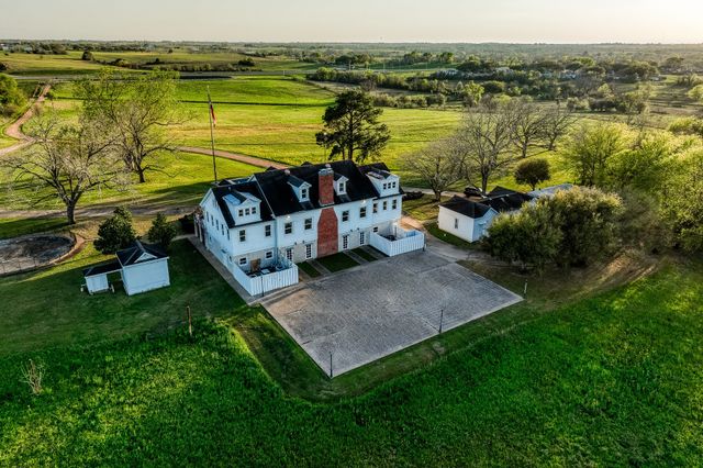 $4,100,000 | 3401 US Highway 290 East, Brenham, TX 77833