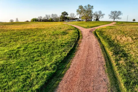 $4,100,000 | 3401 US Highway 290 East, Brenham, TX 77833