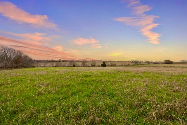 $4,100,000 | 3401 US Highway 290 East, Brenham, TX 77833