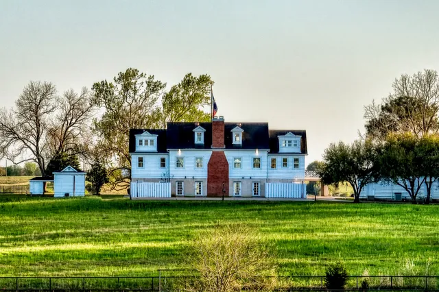 $4,100,000 | 3401 US Highway 290 East, Brenham, TX 77833