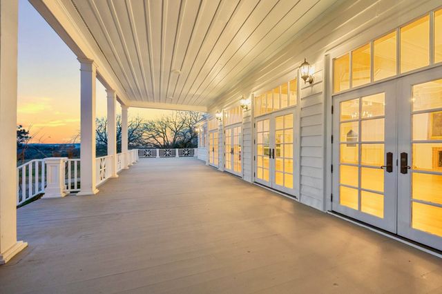 $4,100,000 | 3401 US Highway 290 East, Brenham, TX 77833