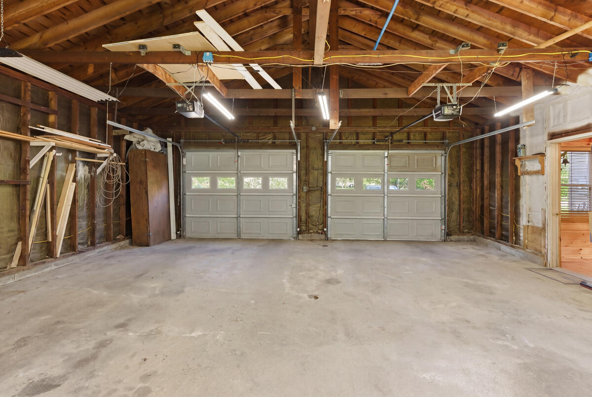 163 Pinkham Brook Road Durham, ME 04222 - Photo 6 of 28 garage 2