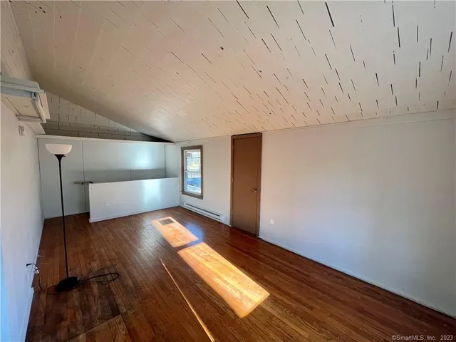 $1,475 | 39 Waterbury Road, Unit E3, Prospect, CT 06712