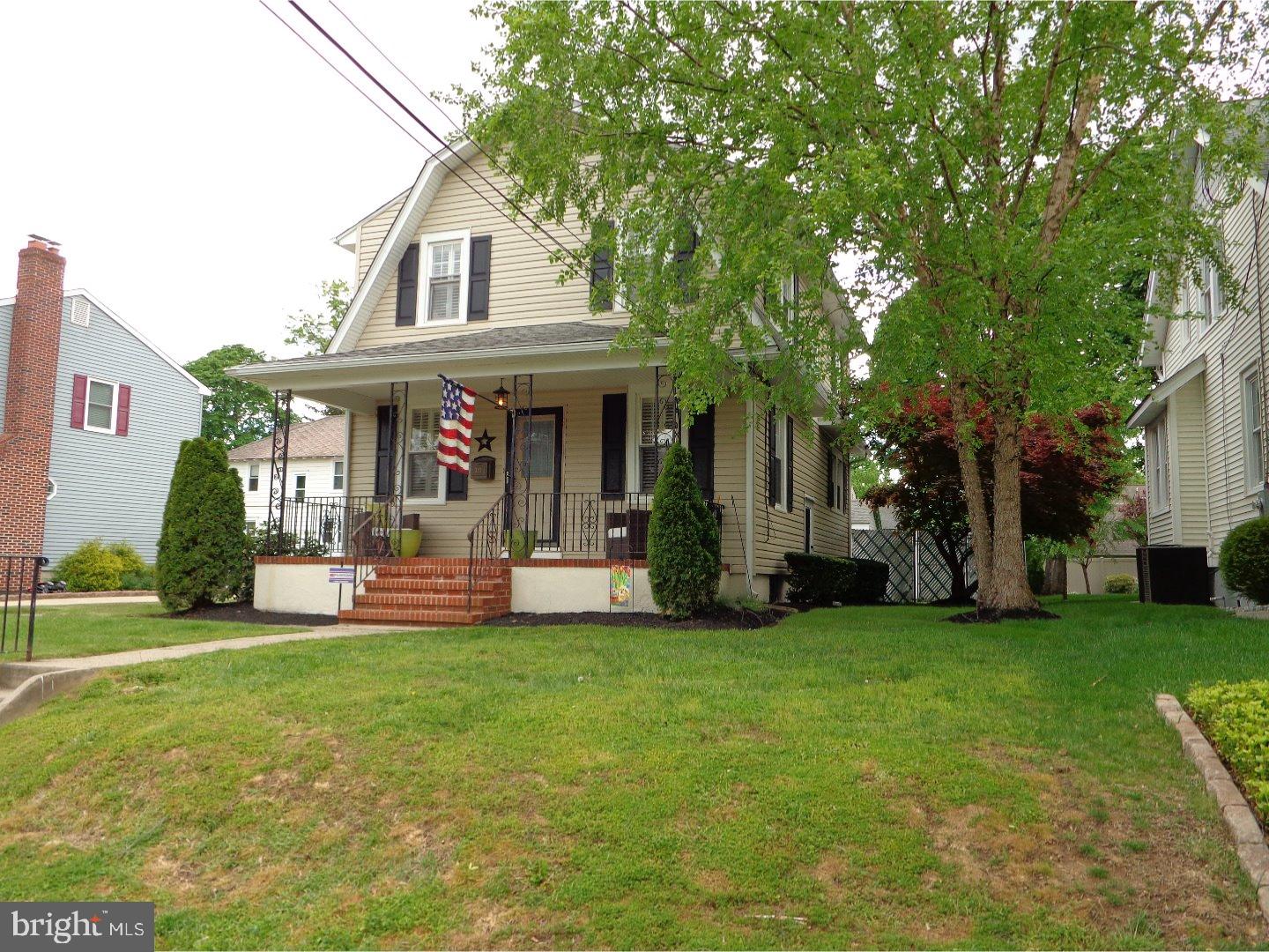 323 Center Avenue Riverside, NJ 08075 - Photo 2 of 14 Exterior Front