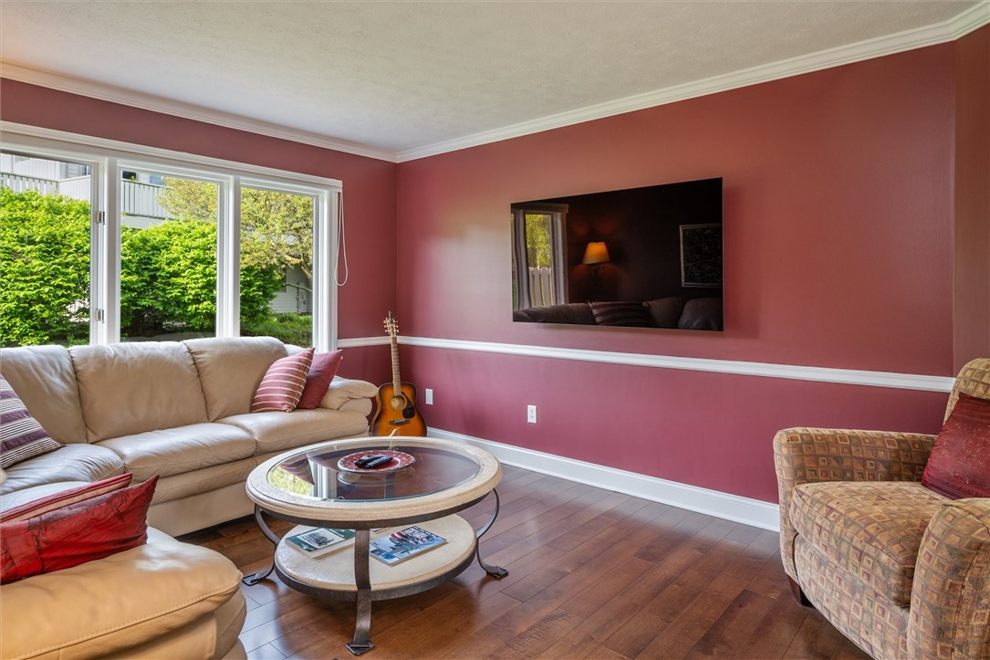 629 Midship Circle Webster, NY 14580 - Photo 18 of 50