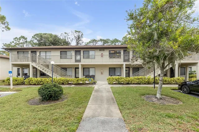 $155,000 | 1601 Big Tree Road, Unit 807, South Daytona, FL 32119
