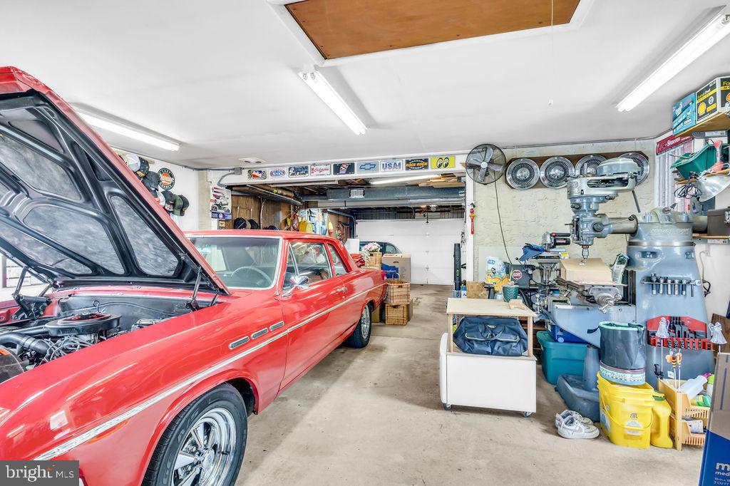 672 West Spring Street Fleetwood, PA 19522 - Photo 25 of 36