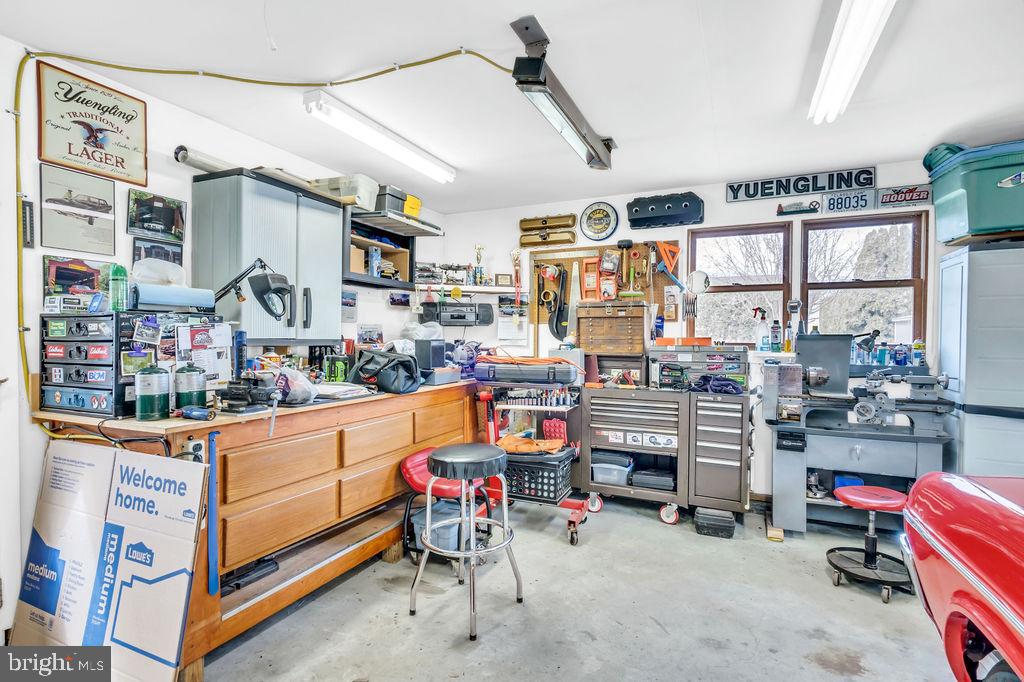 672 West Spring Street Fleetwood, PA 19522 - Photo 28 of 36