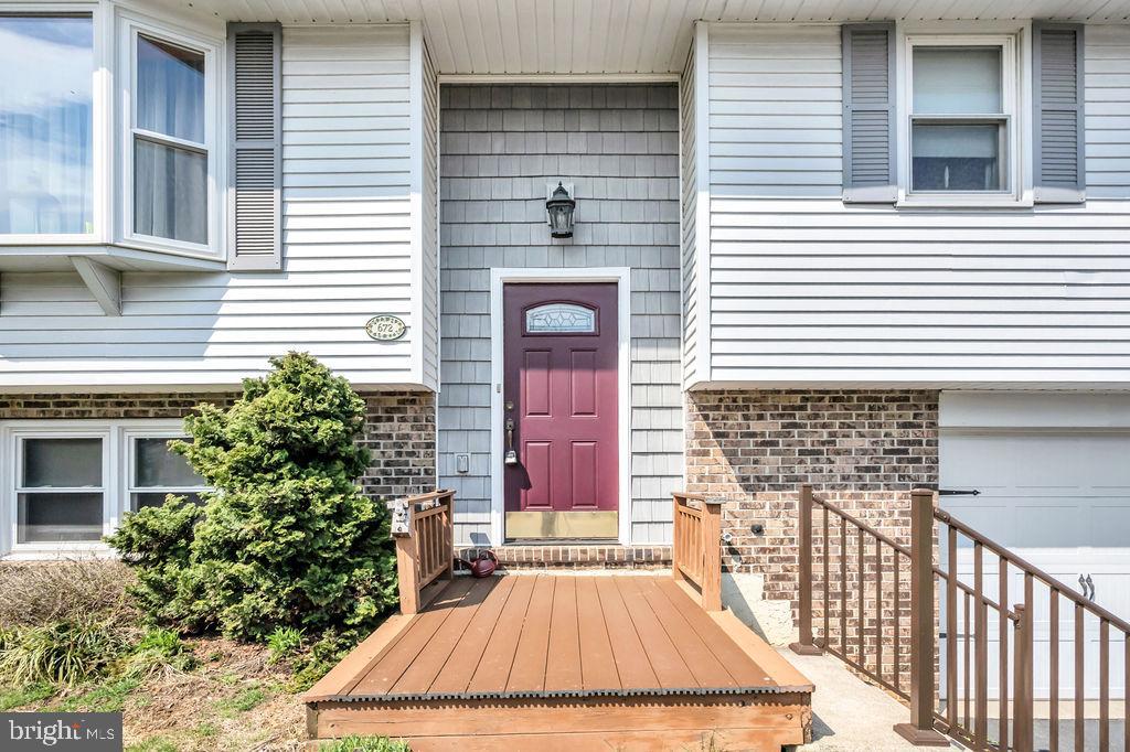 672 West Spring Street Fleetwood, PA 19522 - Photo 4 of 36