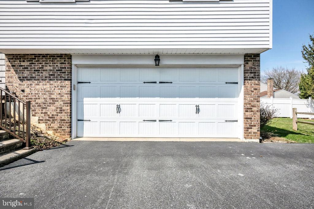 672 West Spring Street Fleetwood, PA 19522 - Photo 6 of 36