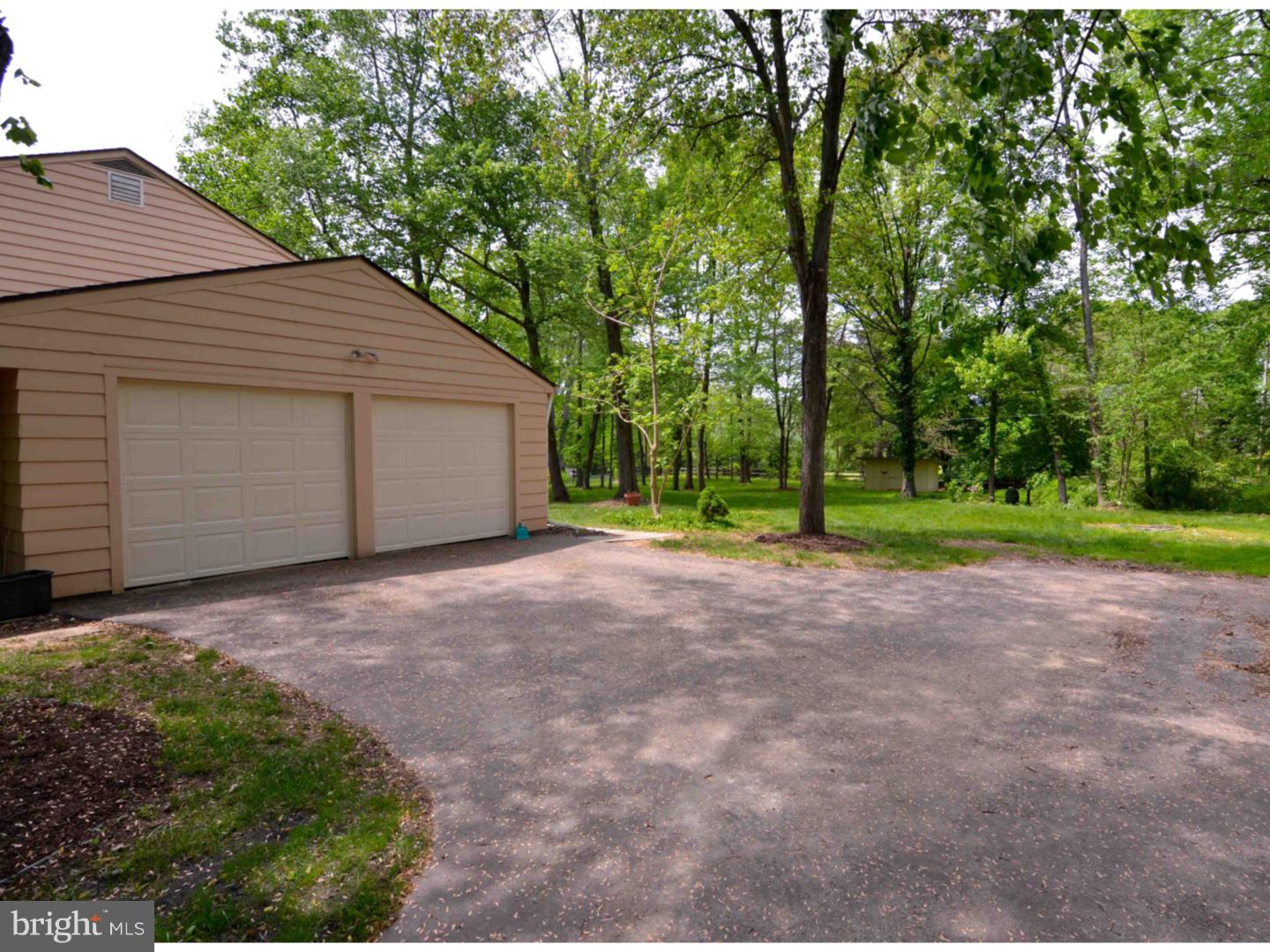 1053 Tenby Road Berwyn, PA 19312 - Photo 5 of 24 Garage