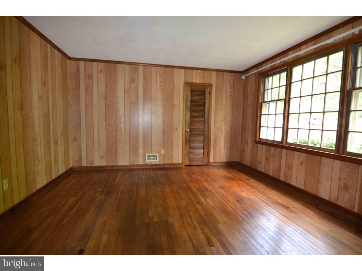 1053 Tenby Road Berwyn, PA 19312 - Photo 10 of 24 Den