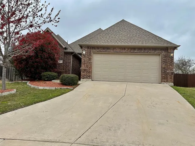 $2,950 | 5200 Cross Plains Court, Fort Worth, TX 76126